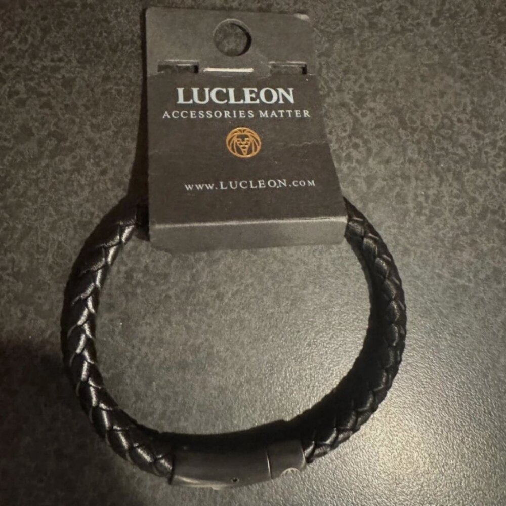 Lucleon Men’s Black Bracelet